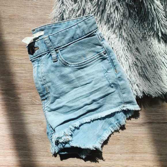 H&M Pants - 5/$20 H&M Light Wash Denim Shorts
